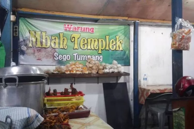 Sego Tumpang Mbah Templek, a favorite dining spot in Sragen